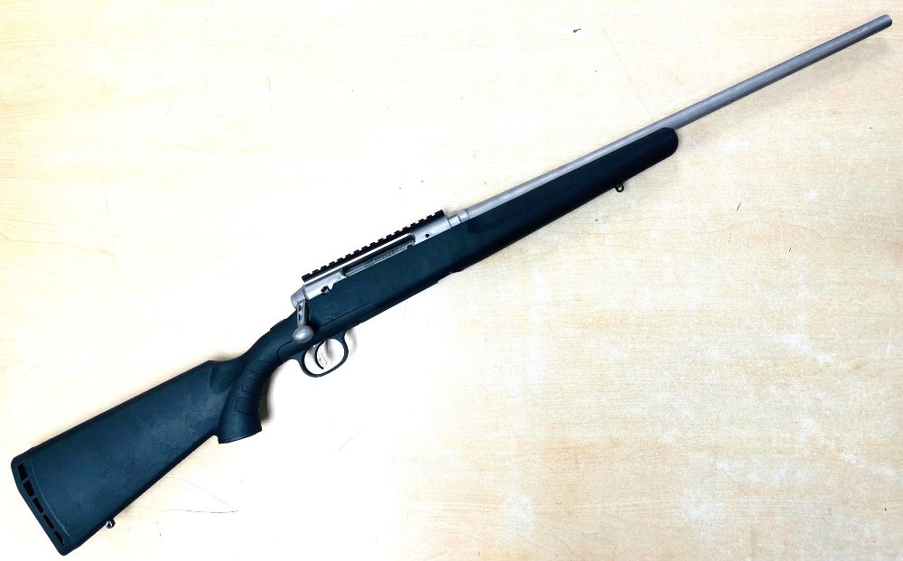 Savage Axis II 30-06 Rifle (5) Savage Axis II 30-06 Rifle (5)