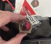 102956 (1)