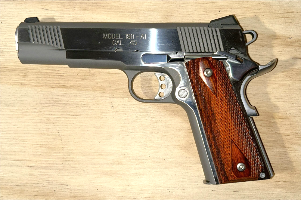 Springfield 1911-A1 1 Springfield 1911-A1 1