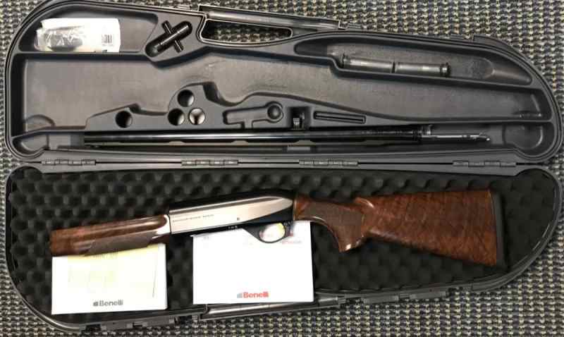 Benelli 12ga Ultra Light ....... Benelli 12ga Ultra Light .......