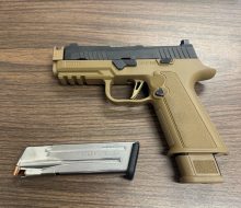 P320