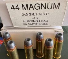 IMG_1837.JPG 240gr. 44mag
