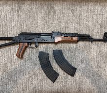 AK1