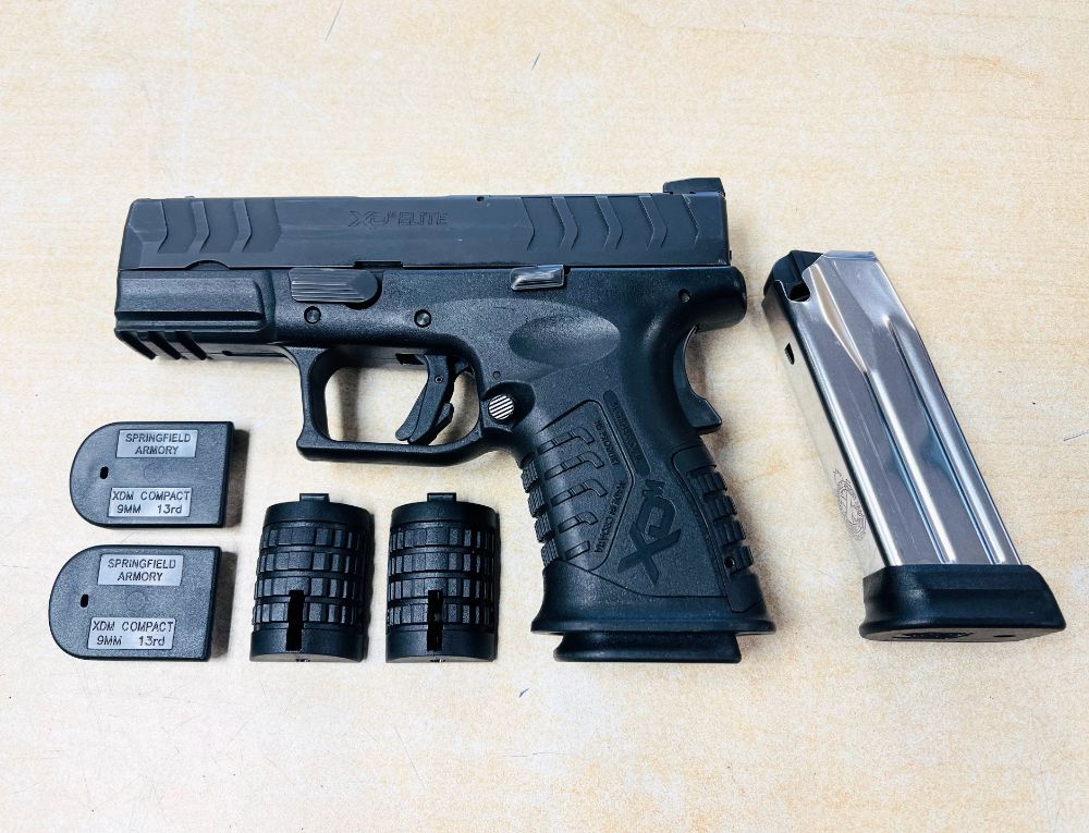 Springfield XDM Elite 9mm Pistol (2) Springfield XDM Elite 9mm Pistol (2)