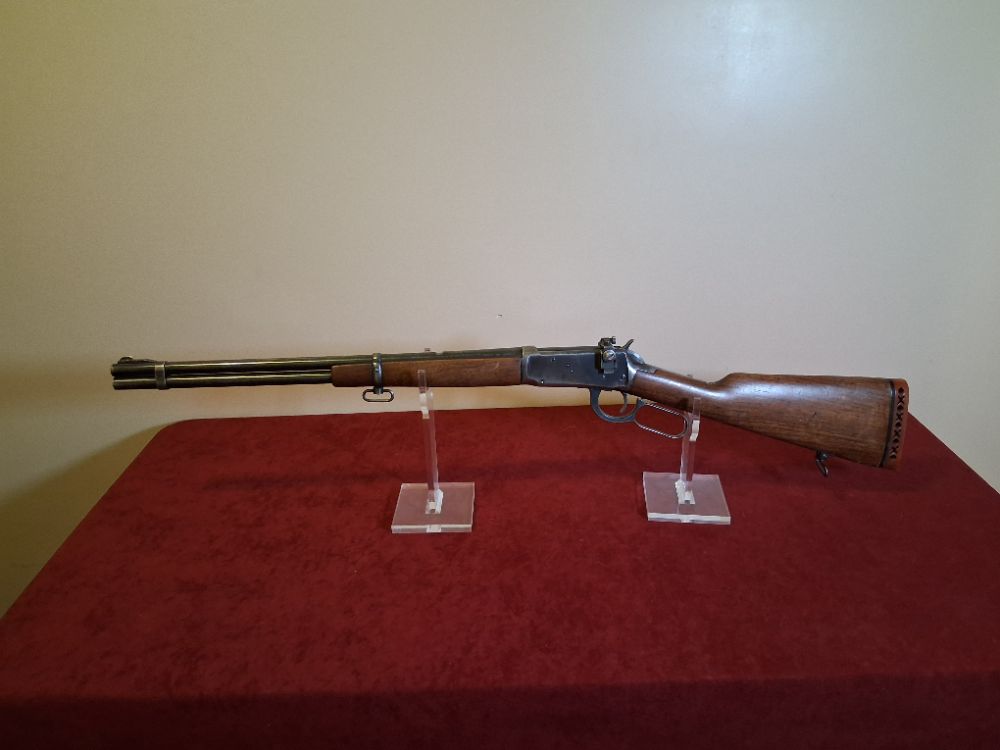 01-henry-brass-receiver-lever-action-rifle 01-henry-brass-receiver-lever-action-rifle