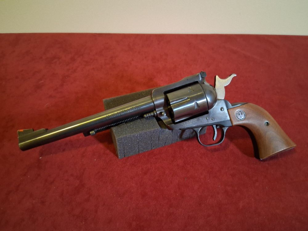 01-ruger-blackhawk-30-carbine-revolver 01-ruger-blackhawk-30-carbine-revolver