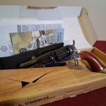 01-uberti-1851-navy-style-percussion-revolver