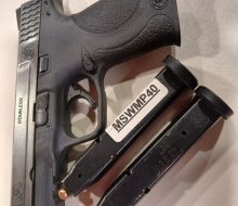 Tom GUN Smith Wesson