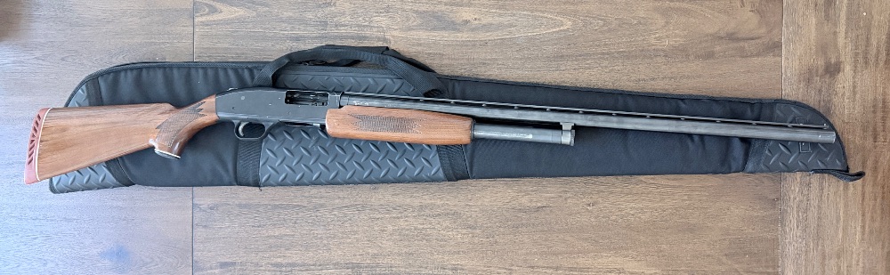 Mossberg (a) Mossberg (a)